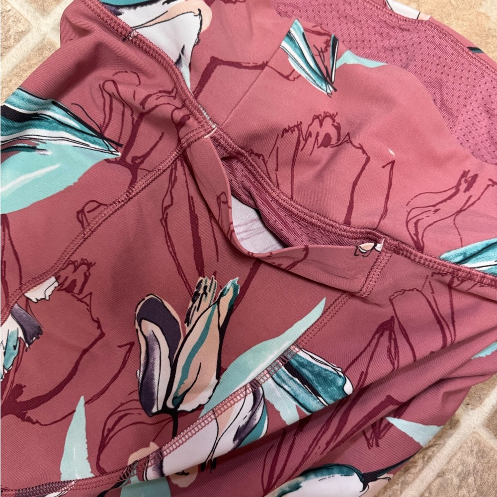 CALIA by Carrie Underwood Cropped Floral Leggings - Pink and Green - Picture 4 of 4
